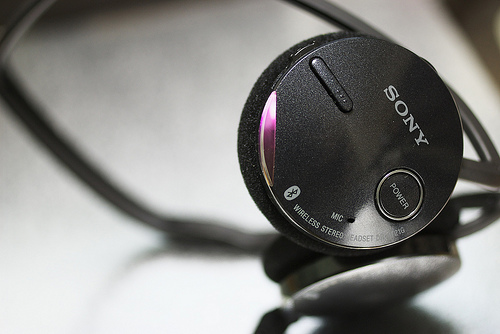 Hardware Review:  Sony DR-BT21G Wireless Bluetooth Stereo Headset