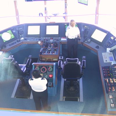 Under way -- Please don't feed the humans — 059