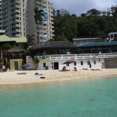 Excursion -- Beach — 115